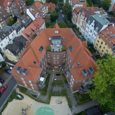 Wohnen im Denkmal. Exklusive, geräumige 3-Zimmer-Wohnung mit Balkon in Münster