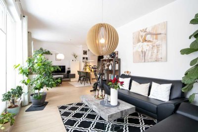 Attraktive und exclusive Wohnung mit großer Dachterrasse und Aufzug