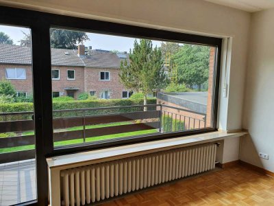 Schöne 3-Zimmer-Wohnung Neuss 1.OG, Zweifamilienhaus