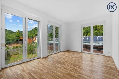 Zuhause im Grünen – Lichtdurchflutete Wohnung mit Dachterrasse &amp; Gartenoase
