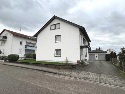 Gepflegtes 2-Familienhaus mit Ausbaureserve und Doppelgarage in Rheinstetten-Forchheim