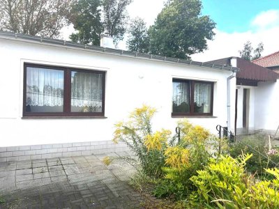 Verstecktes Potenzial auf dem Land – großzügiges Anwesen in Teuchern mit Charme!