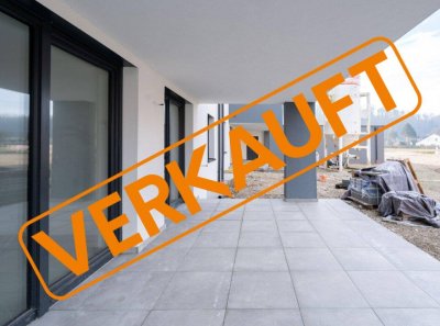 **VERKAUFT** PROVISIONSFREI &amp; SCHLÜSSELFERTIG: Traumhafte 3-Zimmer Gartenwohnung und überdachter Terrasse in Pucking!