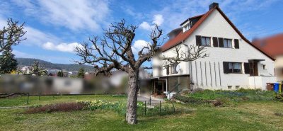 Doppelhaushälfte in Jena-Süd mit großem Garten und Garage