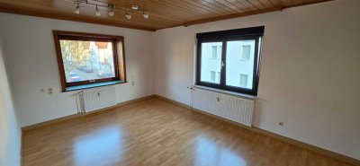 Schöne, gepflegte 3-Zimmerwohnung, EBK, modernes TL-Bad