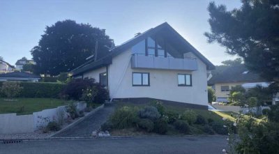 Schöne 3-Zimmer-Dachgeschosswohnung mit Blick in den Schwarzwald in Efringen-Kirchen