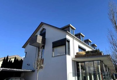 Murnau - moderne Dachterrassenwohnung in Zentrumsnähe