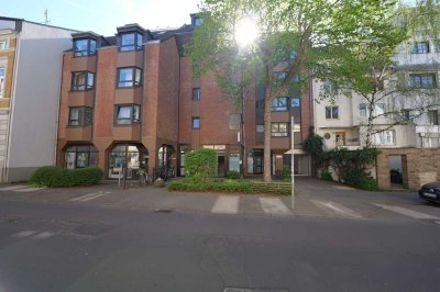 Kompakte 2-Zimmerwohnung 
mit großer Terrasse 
im beliebten Endenich