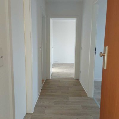 Helle 3-Zimmer-Wohnung nahe Zentrum mit Balkon & Badewanne