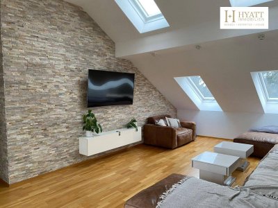 Elegante Dachgeschosswohnung mit Terrasse, Klimaanlage &amp; Smart-Home