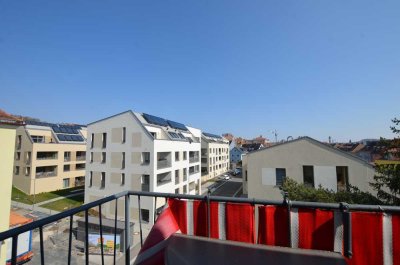 WG geeignet - 3 Zimmer Wohnung Grombühl, Nähe Uniklinik mit Balkon