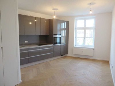 Top sanierte 2-Zimmer-Wohnung mit Blick auf den Viktualienmarkt!