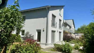 Energieeffizientes EFH mit Kamin, Wärmepumpe, Photovoltaik auf idyllischem Grundstück in Görlitz