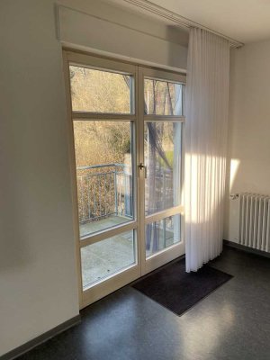 Wohnen im schönen Lautertal,  Helle, ruhige 2 Zi-Wohnung in gepflegten Mehrfamilienhaus