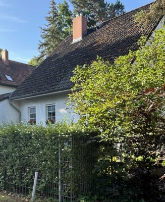 Seenahes Einfamilienhaus mit Potenzial