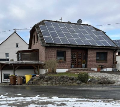 Geräumiges, gepflegtes Einfamilienhaus in Schmitt