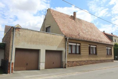 Großzügiges Einfamilienhaus mit Doppelgarage und kleinem Garten zentrumsnah in Belgern