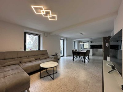 Premium-Wohngefühl: Hochwertig sanierte 3-Zimmer-Oase in Bobingen *mit Balkon und vielen Extras