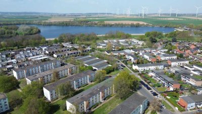 Geräumige 3- bis 4-Zimmer-Wohnung mit Loggia und Grünblick im Seeviertel von Salzgitter-Lebenstedt
