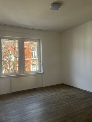 helle 1-Zimmer Wohnung in Offenbach Stadtmitte