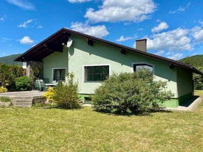 Geräumiger Bungalow mit Garten, Terrasse und Doppelgarage!