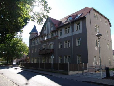 *Ruhig aber zentral gelegen* kleine 2-R-Wohnung