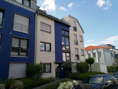 Hochwertige 3-Zimmer-Maisonette-Wohnung, Dachterrasse mit Weitblick in Aachen-Brand