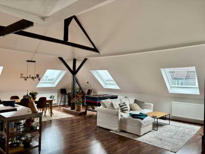 Zwischenmiete: Helle 3-Zimmer Wohnung im 4. OG in Köln Mülheim