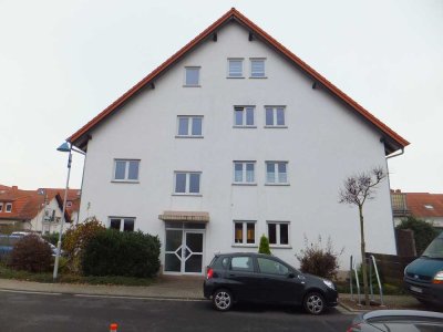 Gepflegte 3-Zimmer Erdgeschosswohnung mit Balkon in Flörsheim am Main