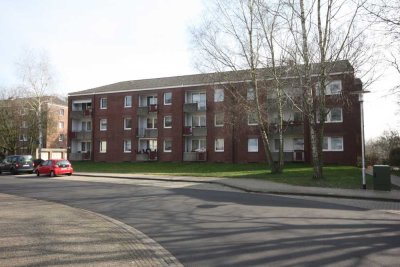 Frei ab 01.06.2026! 5-Zimmer-Wohnung im 1.OG mit Loggia in Eversten