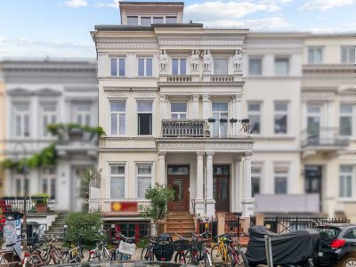 Zwei Wohnungen mit Dachterrasse in historischem Altbremer Reihenhaus im Herzen von Bremen