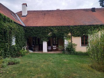 RARITÄT – Reihenhaus/Wohnung mit Garten im Schloss Primmersdorf an der Thaya