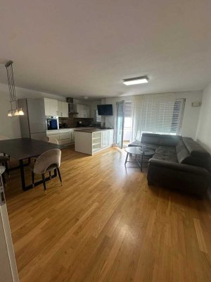 Exklusive 3-Raum-Wohnung mit Balkon in München Obersendling