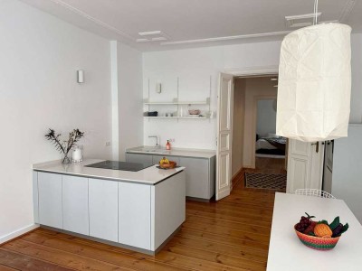 Toll geschnittene Wohnung mit Balkon und Fahrstuhl, einziehen und wohlfühlen