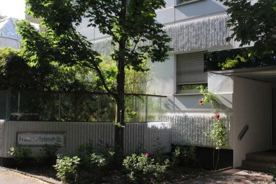 Großzügige, lichtdurchflutete Wohnung in bester Lage am Kölner Stadtwald zu vermieten