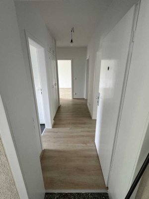 1 NKM frei ! über den Dächern von Rheinhausen!