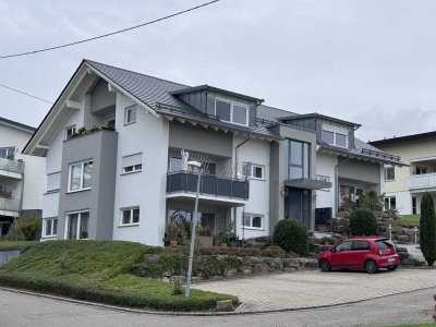 schöne 3,5 Zimmer Wohnung in RV-Gornhofen