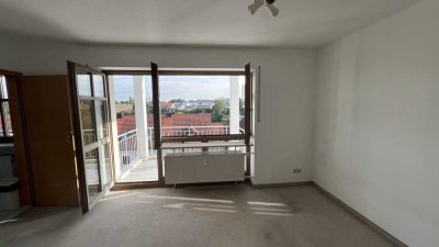 Helle 1-Zimmer Wohnung mit Balkon im 3. OG in Vilsbiburg