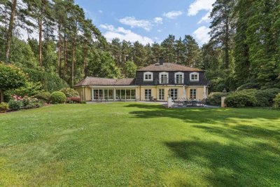 Zeitlos. Privat. Besonders. Stilvolle Villa mit Charakter in ruhiger Alleinlage