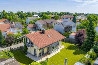 Freistehendes Einfamilienhaus mit großem Garten in ruhiger Lage von Kolbermoor