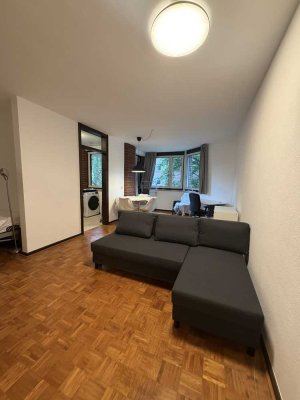 Zuhause mit 1 Zimmer in zentraler Lage von Sülz