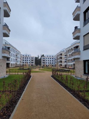 ***Fleur de Berlin*** schöne 3-Zimmer-Whg. mit EBK und Loggia/Balkon in Reinickendorf *Zweitbezug*