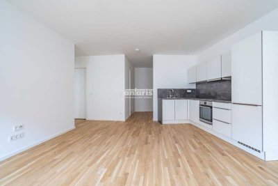 **Traumhafte 3-Zimmer-Wohnung mit Loggia & EBK mitten im Dresdner Zentrum**