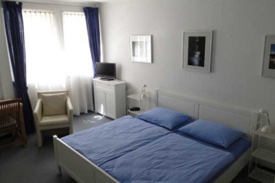 Möbliertes Zimmer mit Bad in der Altstadt Tübingen – ideal für Studierende