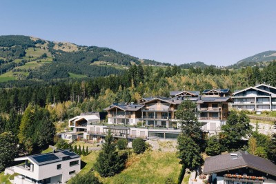 Exklusives Wohnen mit Panoramablick – Willkommen in TOP03 von 81UP.