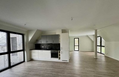 Schöne 3-Zimmer-Maisonette-Wohnung mit gehobener Ausstattung und EBK in Langenweddingen