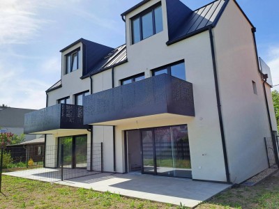 EIGENGRUND - TOLLES FAMILIENHAUS - GROSSZÜGIGE DOPPELHAUSHÄLFTE - GRÜNRUHELAGE - VOLL UNTERKELLERT