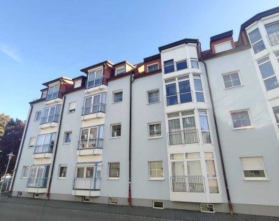 Leerstehende 2-Zimmer-Wohnung mit Tageslichtbad und Tiefgaragenstellplätzen