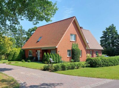 Leben auf dem Land - Charmantes Einfamilienhaus mit viel Platz in idyllischer Lage in Apen / Tange
