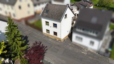 Zwei Häuser, vier Einheiten, tausend Ideen - Mehrfamilienhaus in Lantershofen zu verkaufen